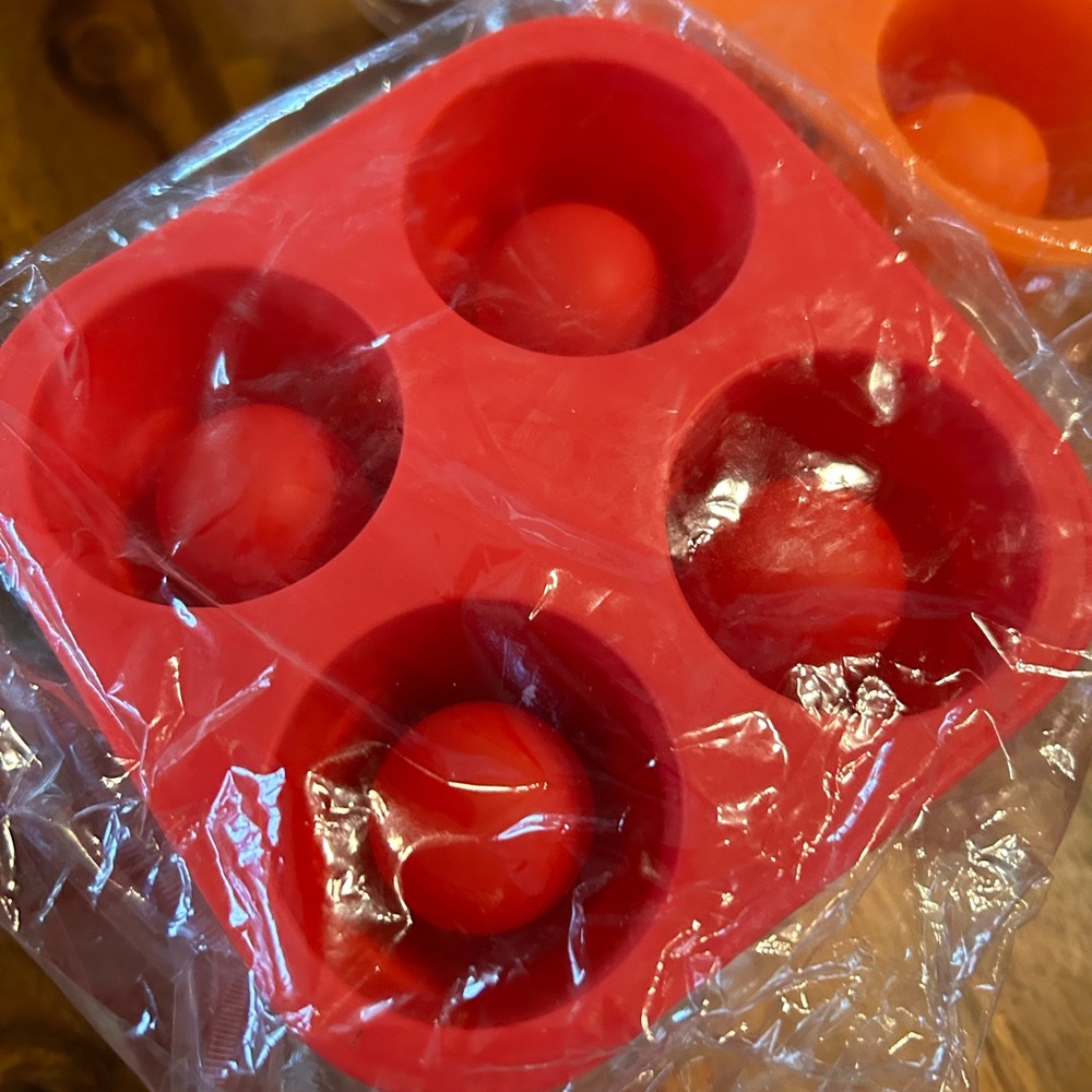Ice/jello molds - Picture 2 of 3